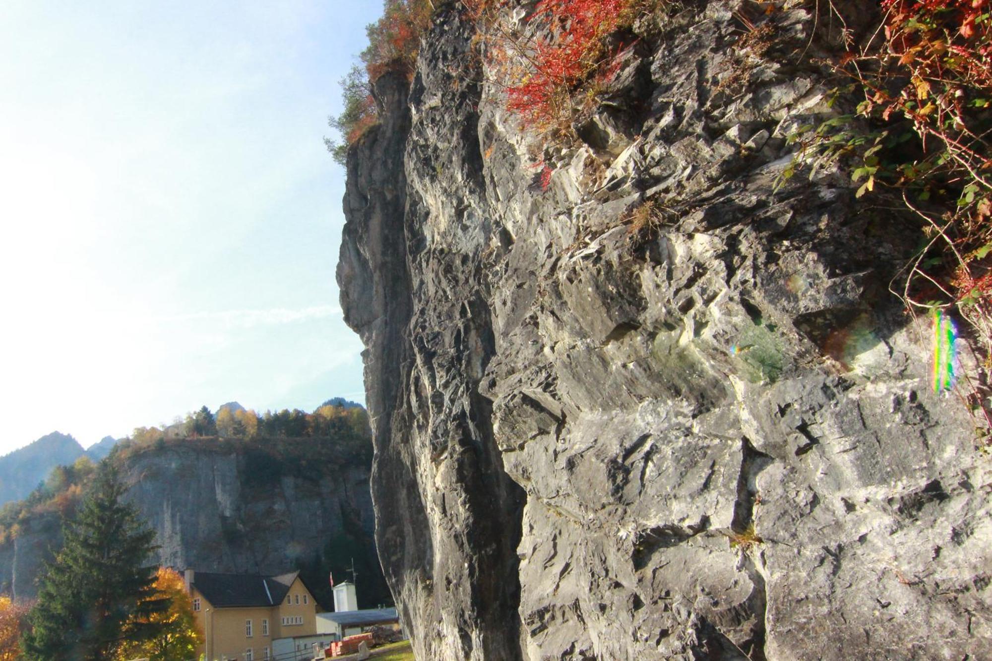 Bürs Ferienhaus Zum Klettersteig - Kletterwand, Abstellraum Fuer Ski Oder Bikes, Sauna, Kellerbar,ヴィラ エクステリア 写真